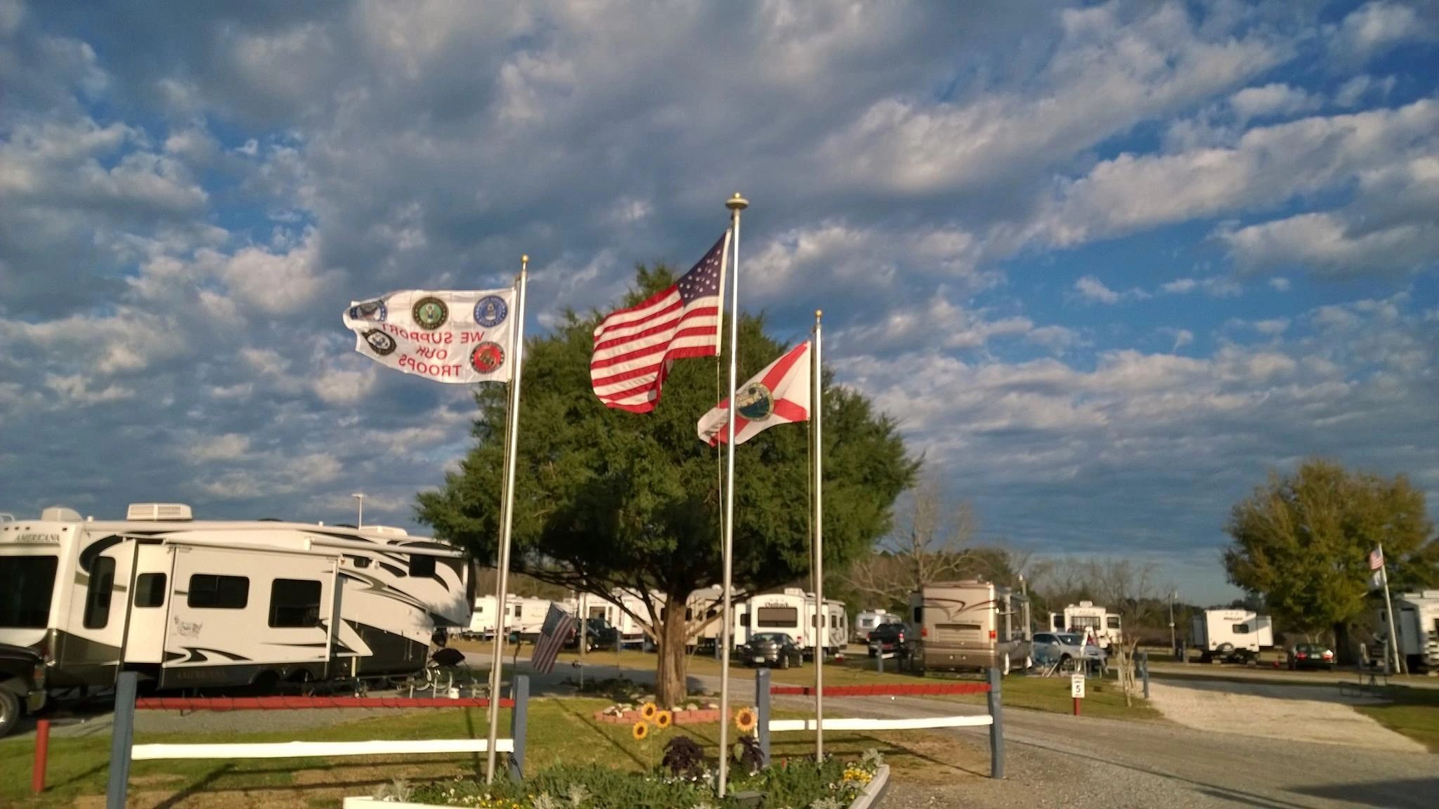 Campground With EV Charging Available at Every Site RV Park